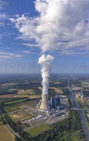 Aerial view of the power plant facilities and exhaust gas towers of the coal-fired power plant Datteln 4 Uniper power plant Im Löringhof at the Dortmund-Ems canal in Datteln in the Ruhr area in the federal state of North Rhine-Westphalia, Germany, Datteln, Ruhr area, North Rhine-Westphalia, DE, Europe, aerial view, birds-eyes view, aerial photography, aerial photography, overview, bird's eye view