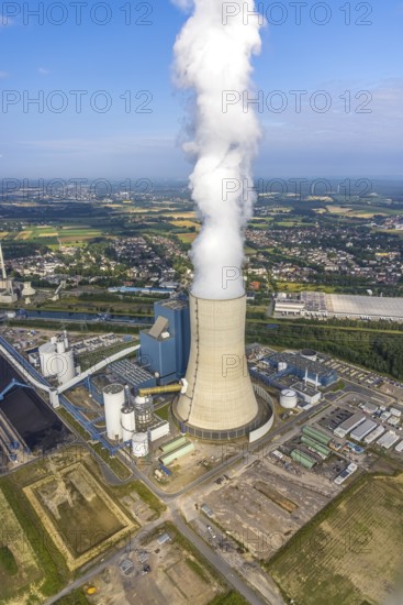 Aerial view of the power plant facilities and exhaust gas towers of the coal-fired power plant Datteln 4 Uniper power plant Im Löringhof at the Dortmund-Ems canal in Datteln in the Ruhr area in the federal state of North Rhine-Westphalia, Germany, Datteln, Ruhr area, North Rhine-Westphalia, DE, Europe, aerial view, birds-eyes view, aerial photography, aerial photography, overview, bird's eye view