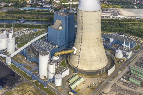 Aerial view of the power plant facilities and exhaust gas towers of the coal-fired power plant Datteln 4 Uniper power plant Im Löringhof at the Dortmund-Ems canal in Datteln in the Ruhr area in the federal state of North Rhine-Westphalia, Germany, Datteln, Ruhr area, North Rhine-Westphalia, DE, Europe, aerial view, birds-eyes view, aerial photography, aerial photography, overview, bird's eye view