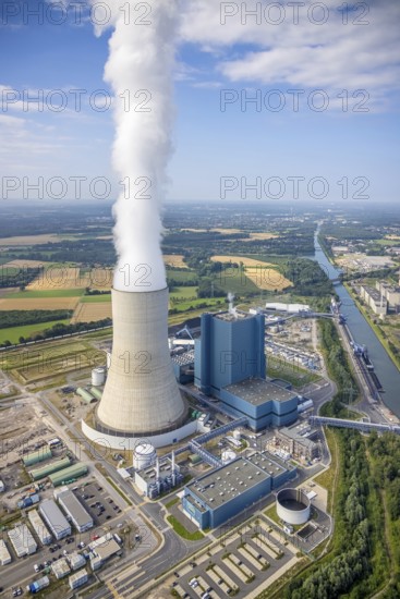 Aerial view of the power plant facilities and exhaust gas towers of the coal-fired power plant Datteln 4 Uniper power plant Im Löringhof at the Dortmund-Ems canal in Datteln in the Ruhr area in the federal state of North Rhine-Westphalia, Germany, Datteln, Ruhr area, North Rhine-Westphalia, DE, Europe, aerial view, birds-eyes view, aerial photography, aerial photography, overview, bird's eye view