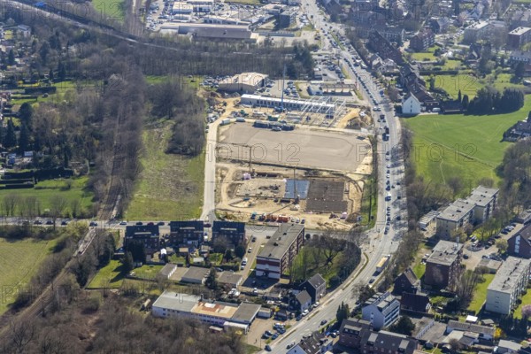 Aerial view, construction site and new construction commercial area, Freidrich-Ebert-Straße, Bärenstraße, corner B8 Hans-Böckler-Straße, Averbruch, Dinslaken, Ruhr area, North Rhine-Westphalia, Germany, construction work, construction area, building site, building plots, construction project, construction site, DE, Europe, commercial area, commercial area, commercial location, commercial use, aerial photograph, aerial photography, aerial photography, new construction, Lower Rhine, Rhine, overview, bird's-eye view, bird's-eye view, overview
