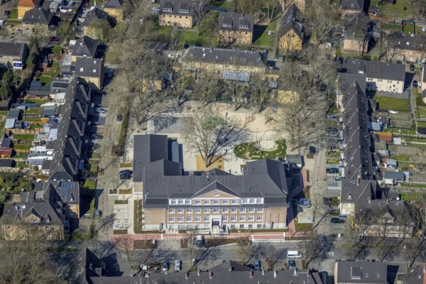 Aerial photo, GGS Gemeinschaftsgrundschule Lohberg, Lohberg, Dinslaken, Ruhr area, North Rhine-Westphalia, Germany, education, educational institution, DE, Europe, GGS, primary school, teaching institute, aerial photo, aerial photography, aerial photography, Lower Rhine, Rhine, school, overview, bird's eye view, birds-eyes view, overview