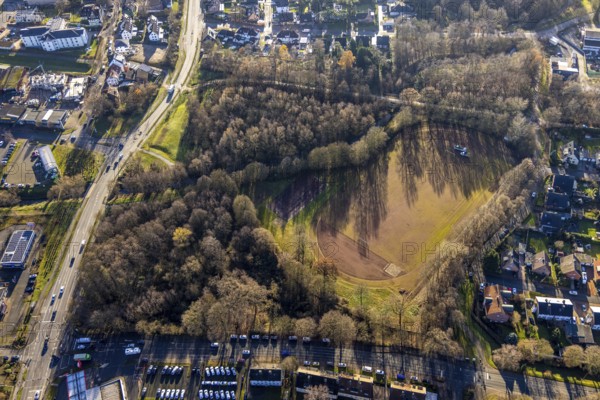 Aerial view of the sports field of the school centre Pliesterbecker Straße in Dorsten in the Ruhr area in North Rhine-Westphalia, Germany, DE, Germany, Dorsten, Europe, football field, aerial view, aerial photography, aerial photograph, aerial photography, North Rhine-Westphalia, Ruhr area, sports, sports facilities, sports field, sports facility, overview, bird's-eye view, overview