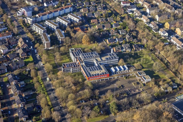Aerial view of Neue Schule and Erich-Klausener Realschule in Juliusstraße in Dorsten in the Ruhr area in North Rhine-Westphalia, Germany, education, educational institution, DE, Germany, Dorsten, Europe, educational institute, aerial view, aerial photograph, aerial photography, aerial photography, North Rhine-Westphalia, Realschule, Ruhr area, school, overview, bird's-eye view, overview