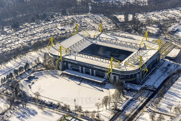 Aerial view, BVB stadium Signal Iduna Park, Westfalenhalle, Dortmund, Ruhr area, North Rhine-Westphalia, Germany, Bundesliga stadium, DE, Europe, aerial view, aerial photography, aerial photography, snow, overview, bird's-eye view, winter, onset of winter, winter landscape, birds-eyes view, overview