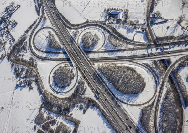 Aerial view, motorway junction Dortmund-Witten, A45 and A44, Persebeck, Dortmund, Ruhr area, North Rhine-Westphalia, Germany, motorway, motorway A44, motorway A45, DE, Europe, shapes and colours, aerial view, aerial photography, aerial photography, snow, overview, bird's-eye view, winter, onset of winter, winter landscape, birds-eyes view, overview