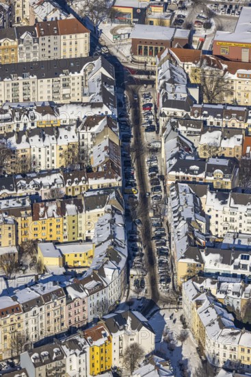 Aerial view, residential area Brunnenstraße, cleared street, Nordmarkt, Dortmund, Ruhr area, North Rhine-Westphalia, Germany, DE, Europe, property tax, real estate, aerial view, aerial photography, aerial photography, snow, overview, bird's-eye view, winter, onset of winter, winter landscape, residential complex, living and living, residential area, residential buildings, quality of living, residential neighbourhood, housing estate, birds-eyes view, overview