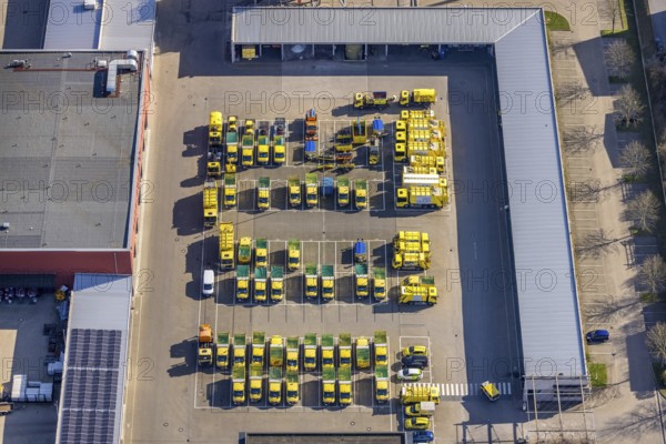 Aerial view, EDG - Entsorgung Dortmund GmbH, car park, Dortmunder Mineralstoffverwertungs GmbH, harbour, Dortmund, Ruhr area, North Rhine-Westphalia, Germany, DE, Europe, shapes and colours, commercial enterprises, commercial area, commercial location, commercial use, industrial area, industrial location, aerial photograph, aerial photography, aerial photography, overview, bird's-eye view, overview