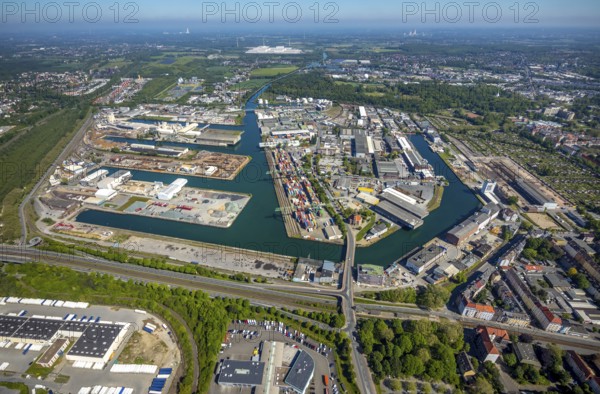 Aerial view, coal harbour of the inland port Dortmunder Hafen AG in Dortmund in the federal state of North Rhine-Westphalia, Germany, Dortmund, Ruhr area, North Rhine-Westphalia, DE, Europe, birds-eyes view, aerial photography, aerial photography, overview, bird's eye view, Dortmund harbour, inland port, Dortmund-Ems canal, freight traffic
