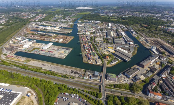 Aerial view, coal harbour of the inland port Dortmunder Hafen AG in Dortmund in the federal state of North Rhine-Westphalia, Germany, Dortmund, Ruhr area, North Rhine-Westphalia, DE, Europe, birds-eyes view, aerial photography, aerial photography, overview, bird's eye view, Dortmund harbour, inland port, Dortmund-Ems canal, freight traffic
