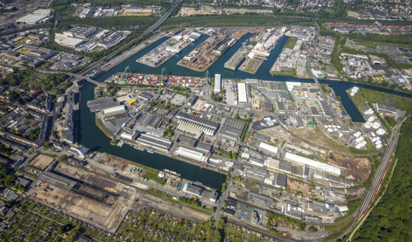 Aerial view, coal harbour of the inland port Dortmunder Hafen AG in Dortmund in the federal state of North Rhine-Westphalia, Germany, Dortmund, Ruhr area, North Rhine-Westphalia, DE, Europe, birds-eyes view, aerial photography, aerial photography, overview, bird's eye view, Dortmund harbour, inland port, Dortmund-Ems canal, freight traffic