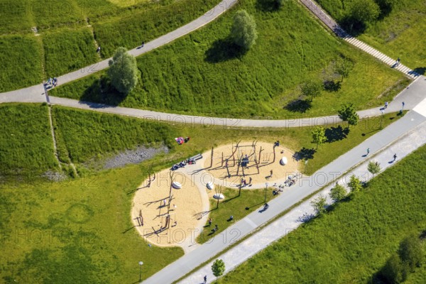 Aerial view, Phoenix Lake, playground at Kaiserberg am See, Hörde, Dortmund, Ruhr area, North Rhine-Westphalia, Germany, DE, Europe, property tax, real estate, aerial photography, aerial photography, Phoenix Lake, overview, bird's-eye view, residential area, housing and living, residential area, residential buildings, residential quality, residential neighbourhood, housing estate, bird's-eye view, overview, Emscher, Emscher River
