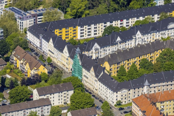 Aerial view, residential area with house facade renovation Neuer Graben and Althoffstraße in Kreuzviertel, Althoffbau, perimeter block development, green inner courtyards, Westfalenhalle, Dortmund, Ruhr area, North Rhine-Westphalia, Germany, construction work, DE, Europe, property tax, real estate, aerial view, aerial photography, aerial photography, renovation, refurbishment, overview, bird's eye view, residential complex, living and living, residential area, residential buildings, residential quality, residential neighbourhood, housing estate, birds-eyes view, overview