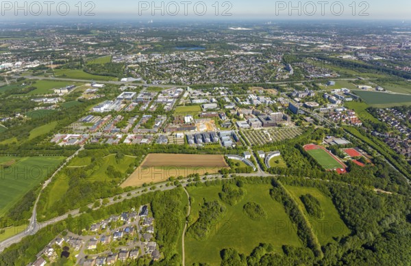Aerial view, Dortmund University of Technology and Technology Park, construction site and new construction of chemistry practical building, Eichlinghofen, Dortmund, Ruhr area, North Rhine-Westphalia, Germany, construction work, construction, construction area, construction site, building plots, construction project, construction site, Campus North, DE, Europe, university, aerial view, aerial photography, aerial photography, new construction, Otto-cock-Straße, TU Dortmund, Dortmund University of Technology, technology centre, overview, university, bird's-eye view, bird's-eye view, overview