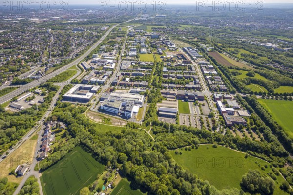Aerial photograph, Dortmund University of Technology and Dortmund Technology Park, Oespel, Dortmund, Ruhr area, North Rhine-Westphalia, Germany, A40 motorway, DE, Emil-Figge-Straße, Europe, university, aerial photograph, aerial photography, aerial photography, TU Dortmund, technology centre, overview, university, bird's-eye view, bird's-eye view, overview