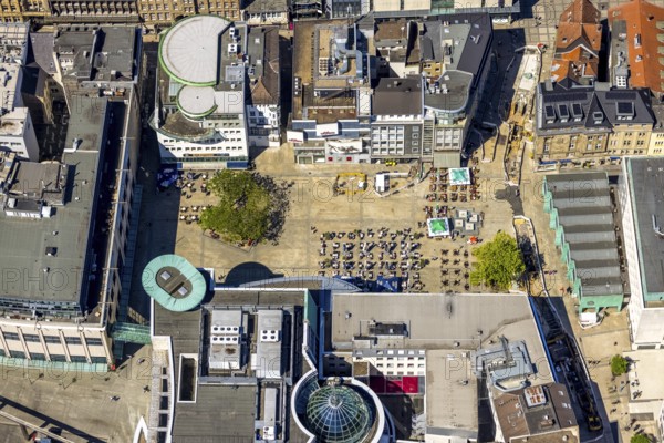 Aerial view, outdoor gastronomy Alter Markt with brass fountain, city, Dortmund, Ruhr area, North Rhine-Westphalia, Germany, outdoor gastronomy, fountain, DE, Europe, shapes and colours, gastronomy, aerial view, aerial photography, aerial photography, tables and chairs, overview, bird's-eye view, overview