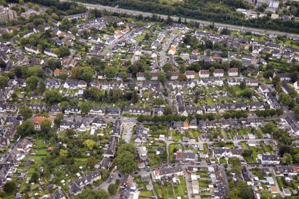 Aerial view, workers' housing estate Oberdorstfeld with Wittener Straße, Zollvereinstraße and Zechenstraße in the district Dorstfeld in Dortmund, Ruhr area, North Rhine-Westphalia, Germany, workers' housing estate, mining colony, DE, Dortmund, Europe, property tax, real estate, aerial view, aerial photography, aerial photography, overview, bird's eye view, housing estate, housing and living, residential area, residential buildings, quality of living, residential neighbourhood, housing estate, birds-eyes view, overview
