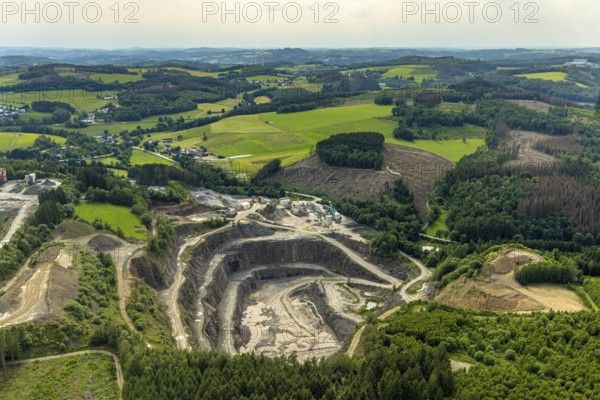 Aerial photo, Robert Schulte quarry in Scheda, Drolshagen, Sauerland, North Rhine-Westphalia, Germany, DE, Europe, aerial view, aerial photography, aerial photography, quarry, overview, bird's-eye view, overview