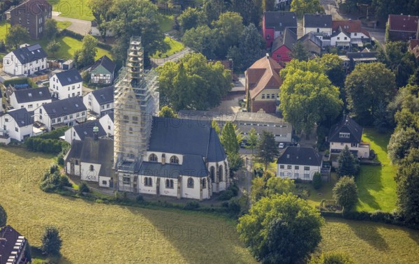 Aerial view, renovation work on the steeple of St. Josef's Catholic Church in the Kirchlinde district of Dortmund, Ruhr area, North Rhine-Westphalia, Germany, place of worship, DE, Dortmund, Europe, religious community, place of worship, sacred site, church, parish, church steeple, denomination, aerial view, aerial photography, aerial photography, religion, religious site, overview, bird's-eye view, overview