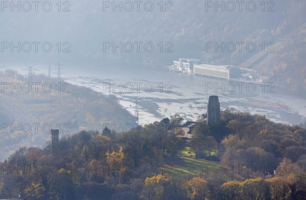 Aerial view, autumnal forest at Hohensyburg with Kaiser-Wilhelm monument and Vincketurm as well as RWE pumped storage power plant Köpchenwerk at Hengsteysee in the district Syburg in Dortmund, city limits Herdecke, Ruhr area, North Rhine-Westphalia, Germany, DE, monument, Dortmund, Europe, aerial view, aerial photography, aerial photography, sight, overview, bird's-eye view, forest area, birds-eyes view, historical, overview