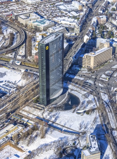 Aerial photo, city centre, ARAG Tower, Düsseltal, Düsseldorf, Rhineland, North Rhine-Westphalia, Germany, ARAG high-rise, ARAG insurance, City, DE, Europe, skyscraper, aerial photo, aerial photography, aerial photography, snow, overview, bird's-eye view, winter, birds-eyes view, overview