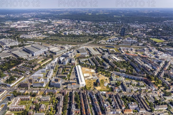 Aerial view, construction site Ulmer Höh and new construction city quarter maxfrei in the district Derendorf in Düsseldorf, Rhineland, North Rhine-Westphalia, Germany, construction work, construction area, building site, building plots, construction project, construction site, DE, Düsseldorf, Europe, property tax, real estate, aerial view, aerial photography, aerial photography, new construction, Ulmer Höh project, overview, bird's-eye view, residential complex, residential area, residential buildings, residential quality, residential neighbourhood, housing estate, birds-eyes view, former prison, overview