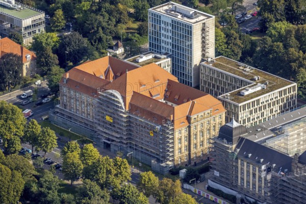 Aerial photo, Düsseldorf Higher Regional Court renovation work on the facade in the Pempelfort district of Düsseldorf, Rhineland, North Rhine-Westphalia, Germany, construction work, construction project, construction site, authority, DE, Düsseldorf, Europe, court, aerial photograph, aerial photography, aerial photography, renovation, refurbishment, overview, bird's-eye view, overview