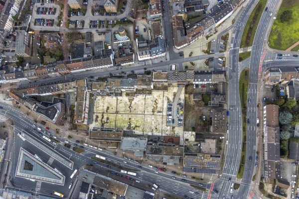 Aerial view, Am Trapez Bottrop, shopping centre, Hansa Center, Berliner Platz, city centre, Bottrop, Ruhr area, North Rhine-Westphalia, Germany, City, DE, shopping centre, shopping mall, shopping mile, shopping markets, shopping place, shopping street, Europe, Hansa Centre, city centre, aerial view, aerial photography, aerial photography, local supply centre, shopping, shopping centre, city centre, overview, bird's-eye view, overview