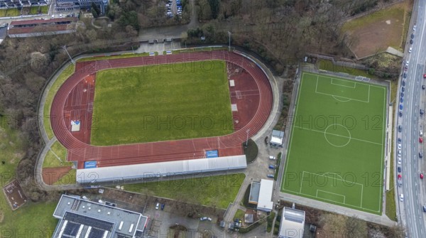 Aerial photo, sports park, Jahnstadion, Bottrop, Ruhr area, North Rhine-Westphalia, Germany, DE, Europe, football pitch, football stadium, football club, Hans-Böckler-Straße, athletics stadium, aerial view, aerial photography, aerial photography, sports, sports facilities, sports field, sports facility, stadium, training grounds, overview, VfB Bottrop, bird's eye view, birds-eyes view, overview