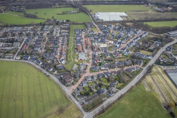 Aerial view, construction site for children's playground, residential area Tappenhof, Hellenstraße and Theo-Kleppe-Weg, Bottrop-Kirchhellen, Ruhr area, North Rhine-Westphalia, Germany, construction work, construction area, building site, building plots, construction project, construction site, DE, Europe, property tax, real estate, aerial view, aerial photography, aerial photography, new construction, playground, overview, bird's-eye view, residential area, residential area, residential buildings, residential quality, residential neighbourhood, housing estate, birds-eyes view, overview