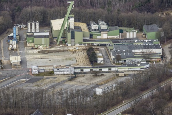 Aerial view, winding tower former Prosper V mine shaft 10, Alter Postweg, Bottrop-Kirchhellen, Ruhr area, North Rhine-Westphalia, Germany, mine, DE, Europe, winding tower, aerial view, aerial photography, aerial photography, RAG, coal mine, tower, overview, bird's-eye view, overview