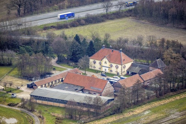 Aerial view, manor house Haus Brabeck, Bottrop-Kirchhellen, Ruhr area, North Rhine-Westphalia, Germany, DE, monument protection, Europe, manor house, aerial view, aerial photography, aerial photography, manor, overview, bird's eye view, birds-eyes view, overview