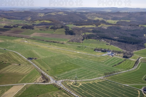 Aerial photo, Brilon Hochsauerland airfield, Zum alten Tower, EFR Brilon Landeplatz, Brilon, Sauerland, North Rhine-Westphalia, Germany, terminal building, DE, Europe, airport, airfield, Hochsauerlandkreis, hilly landscape, runway, aerial photograph, aerial photography, aerial photography, Luftsportverein Brilon e.V., runway, Thülener Bruch, overview, bird's-eye view, forest area, meadows and fields, birds-eyes view, overview
