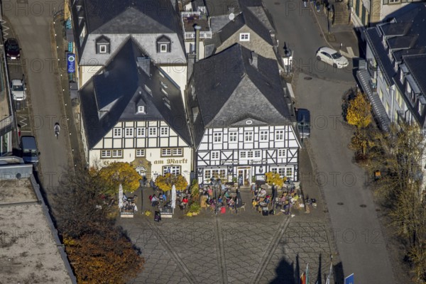 Aerial view, half-timbered inns at the market with outdoor catering in Brilon, Sauerland, North Rhine-Westphalia, Germany, outdoor catering, Brilon, Cafe am Markt, Café, DE, Europe, inn, gastronomy, Jägerhof Restaurant, aerial view, aerial photography, aerial photography, restaurant, overview, bird's-eye view, overview
