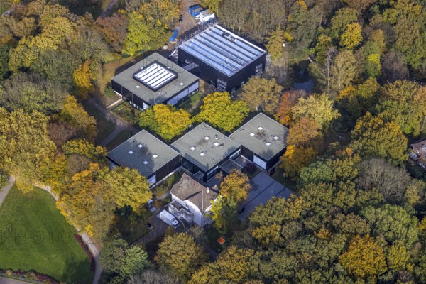 Aerial view, Josef Albers Museum Quadrat im Stadtgarten im Stadtteil Süd-West in Bottrop, Ruhr area, North Rhine-Westphalia, Germany, Bottrop, DE, Europe, aerial view, aerial photography, aerial photography, museum, overview, bird's eye view, birds-eyes view, overview