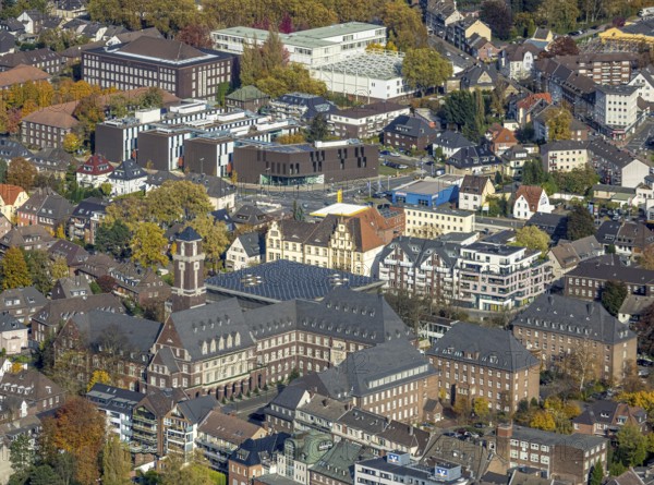 Aerial view, city centre view with town hall and university Ruhr West - Campus Bottrop in the background in the district Altstadt in Bottrop, Ruhr area, North Rhine-Westphalia, Germany, Altstadt, authority, Bottrop, City, DE, Europe, HS-Ruhrwest, university, city centre, aerial view, aerial photography, aerial photography, town hall, skyline, city centre, overview, bird's-eye view, overview