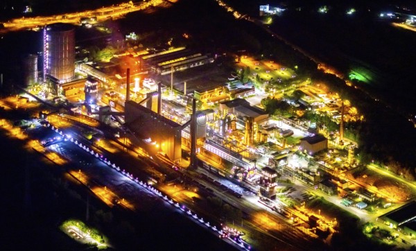 Aerial view, Prosper coking plant, Boy, Bottrop, Ruhr area, North Rhine-Westphalia, Germany, outdoor lighting, Prosper-Haniel mine, DE, twilight, Essen, Europe, gasometer, commercial enterprises, commercial area, commercial area, commercial use, industrial area, industrial site, coking plant Bottrop, light pollution, aerial photography, aerial photography, night aerial photography, streetlights, street lamps, overview, bird's eye view, illuminated, illuminated houses, illuminated house, birds-eyes view, artificial light, night, nightflight, overview