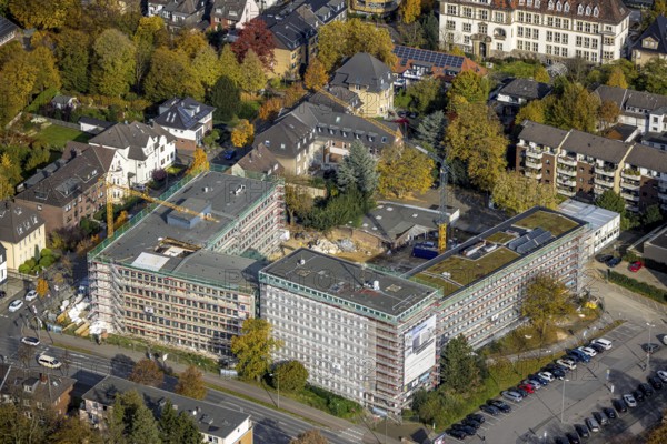 Aerial view, New Bauknecht Quarter with construction work at the RAG building Gleiwitzer Platz in the district Altstadt in Bottrop, Ruhr area, North Rhine-Westphalia, Germany, Bottrop, DE, monument protection, Europe, commercial enterprises, commercial area, commercial location, commercial use, landmark of industrial heritage, aerial view, aerial photography, aerial photography, RAG administration building, overview, bird's-eye view, bird's-eye view, overview