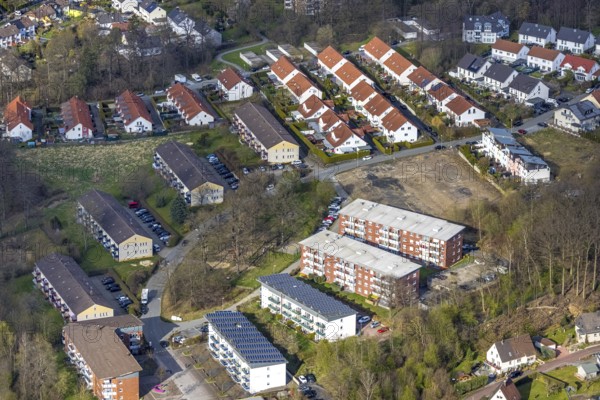 Aerial view, brownfield site in housing estate Ernst-König-Straße, Neheim, Arnsberg, Sauerland, North Rhine-Westphalia, Germany, DE, Europe, property tax, real estate, aerial view, aerial photography, aerial photography, terraced houses, overview, bird's-eye view, housing estate, residential area, residential buildings, residential quality, residential neighbourhood, housing estate, birds-eyes view, overview