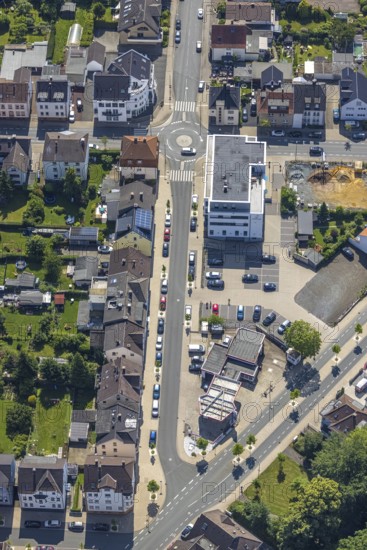Aerial view, roundabout Annastraße, Graf-Gottfried-Straße, Stembergstraße, Neheim, Arnsberg, Sauerland, North Rhine-Westphalia, Germany, DE, Europe, Hochsauerlandkreis, roundabout, roundabout, aerial photograph, aerial photography, aerial photography, road traffic, overview, bird's eye view, birds-eyes view, overview
