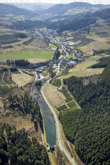 Aerial view, reservoir near Heringhausen, local view Heringhausen, Bestwig, Sauerland, North Rhine-Westphalia, Germany, DE, Europe, distant view, hilly landscape, aerial view, aerial photography, aerial photography, overview, bird's-eye view, forest area, meadows and fields, birds-eyes view, overview