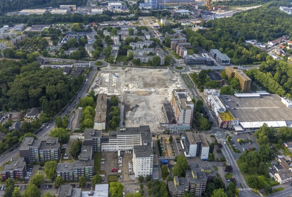 Aerial view of the wasteland of the former town hall centre Bergkamen, development of the former Turmarkaden area in Bergkamen, Bergkamen mittendrin, Weddinghofen, Bergkamen, Ruhr area, North Rhine-Westphalia, Germany, DE, Europe, aerial view, birds-eyes view, aerial photograph, aerial photography, aerial photography, overview, bird's eye view