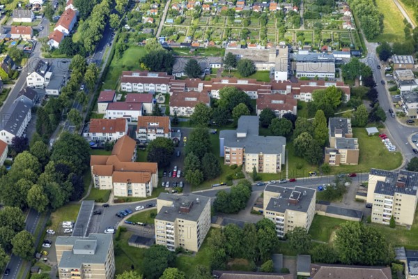 Aerial view of the AWO retirement home Hermann-Görlitz-Seniorenzentrum, Bergkamen, Ruhr area, North Rhine-Westphalia, Germany, DE, Europe, aerial photo, birds-eyes view, aerial photography, aerial photography, overview, bird's eye view, retirement home, nursing home, retirement residence
