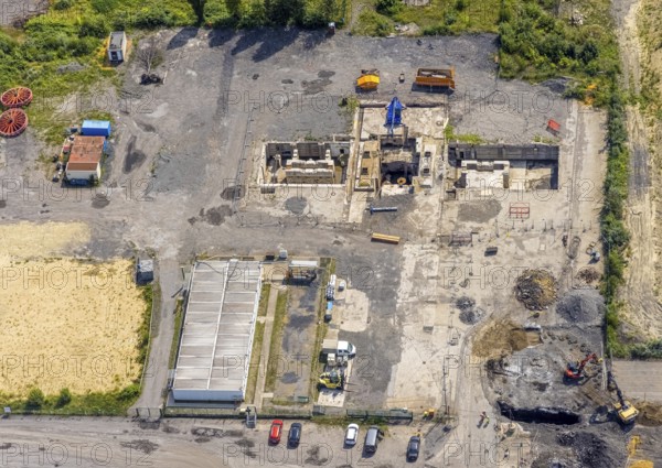 Aerial view, construction site for planned urban quarter Wasserstadt Aden on the site of the former Haus Aden colliery on the Datteln-Hamm Canal in Oberaden, Bergkamen, Ruhr area, North Rhine-Westphalia, Germany, construction work, construction area, building site, building plots, construction project, construction site, DE, Europe, canal, aerial view, aerial photography, aerial photography, new building, overview, bird's eye view, living and living, residential neighbourhood, birds-eyes view, overview