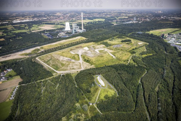 Aerial view, Großes Holz spoil tip with Adener Höhe and Bergkamen mine in Weddinghofen, Bergkamen, Ruhr area, North Rhine-Westphalia, Germany, spoil tip, DE, Europe, power station, landscape construction, light column, aerial photograph, aerial photography, aerial photography, sight, coal-fired power station, overview, bird's-eye view, overview