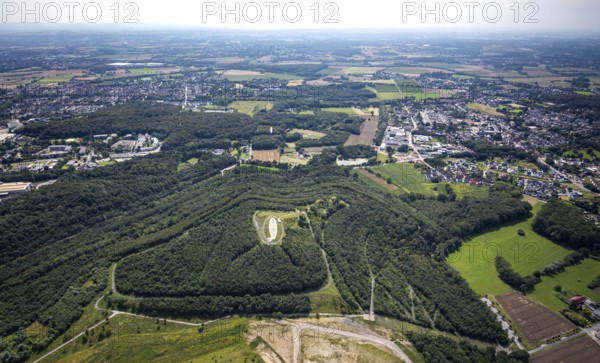 Aerial view, Großes Holz spoil tip with Adener Höhe and light column in Weddinghofen, Bergkamen, Ruhr area, North Rhine-Westphalia, Germany, spoil tip, DE, Europe, landscape construction, light column, aerial view, aerial photography, aerial photography, aerial view, sight, overview, bird's eye view, overview