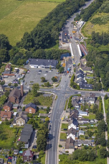 Aerial view, construction site and new construction of a bridge on Werner Straße over the river Lippe in Rünthe, Bergkamen, Ruhr area, North Rhine-Westphalia, Germany, construction work, construction area, building site, building plots, construction measure, construction project, construction site, bridge, bridge construction, bridge crossing, federal road B233, DE, Europe, property tax, aerial view, aerial photography, aerial photography, new construction, overview, bird's eye view, overview