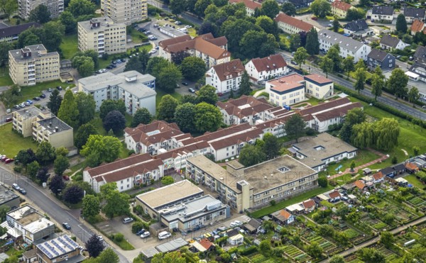 Aerial view of the AWO retirement home Hermann-Görlitz-Seniorenzentrum, Bergkamen, Ruhr area, North Rhine-Westphalia, Germany, DE, Europe, aerial photo, birds-eyes view, aerial photography, aerial photography, overview, bird's eye view, retirement home, nursing home, retirement residence