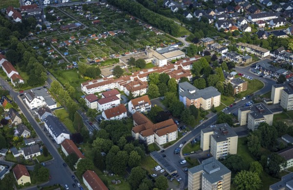 Aerial view of the AWO retirement home Hermann-Görlitz-Seniorenzentrum, Bergkamen, Ruhr area, North Rhine-Westphalia, Germany, DE, Europe, aerial photo, birds-eyes view, aerial photography, aerial photography, overview, bird's eye view, retirement home, nursing home, retirement residence