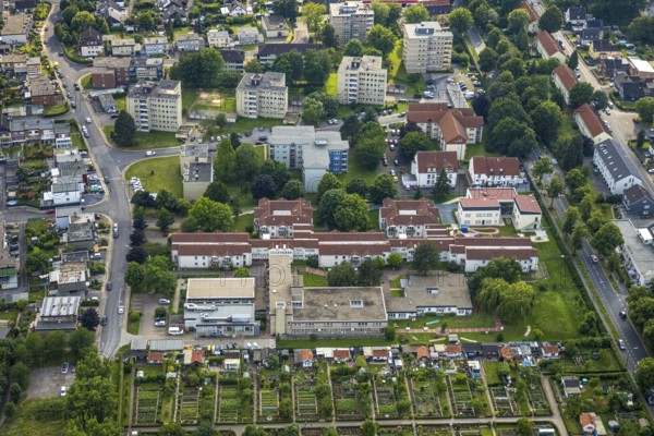 Aerial view of the AWO retirement home Hermann-Görlitz-Seniorenzentrum, Bergkamen, Ruhr area, North Rhine-Westphalia, Germany, DE, Europe, aerial photo, birds-eyes view, aerial photography, aerial photography, overview, bird's eye view, retirement home, nursing home, retirement residence